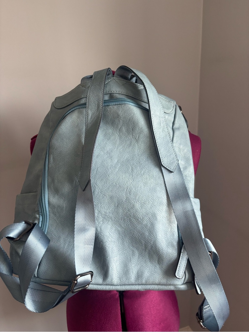 Bromen vegan leather Light Blue Backpack - Stylish Everyday Bag - Picture 3 of 4